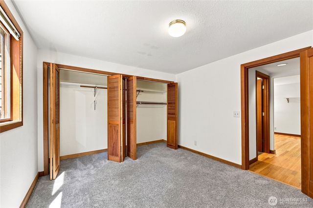 13193 N Madison Avenue NE, Bainbridge Island, WA 98110