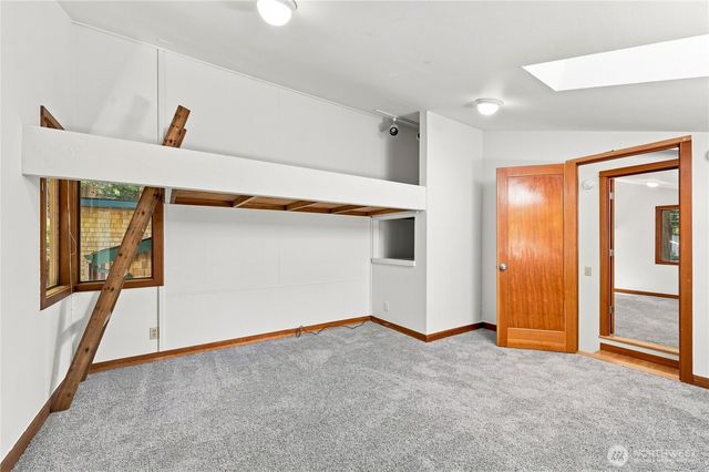 13193 N Madison Avenue NE, Bainbridge Island, WA 98110
