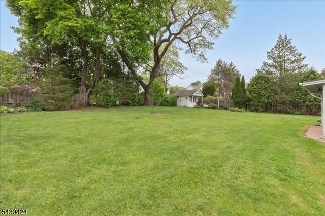 13 Harvard St, Summit City, NJ 07901