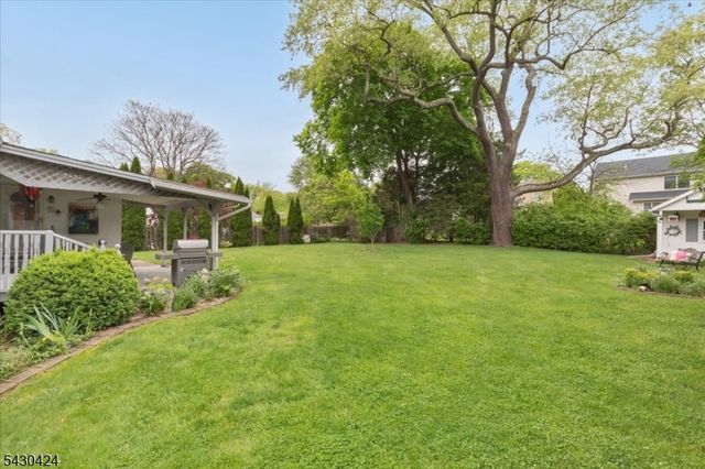 13 Harvard St, Summit City, NJ 07901