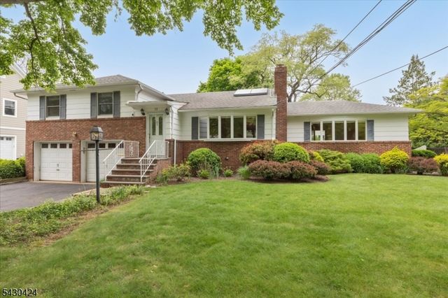 13 Harvard St, Summit City, NJ 07901
