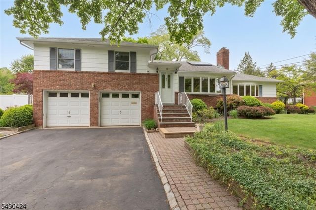 13 Harvard St, Summit City, NJ 07901