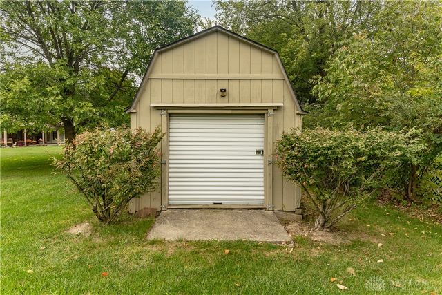 7184 Brantford Road, Butler Twp, OH 45414