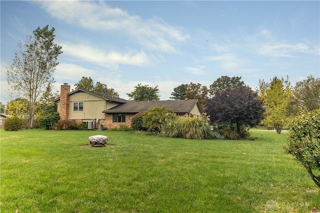 7184 Brantford Road, Butler Twp, OH 45414