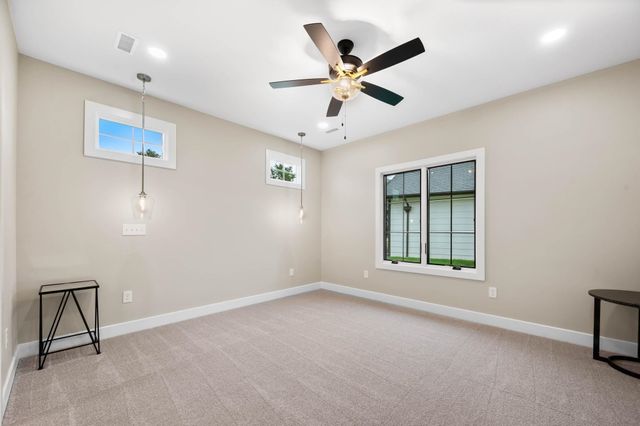6134 N Hiebert Dr, Park City, KS 67219