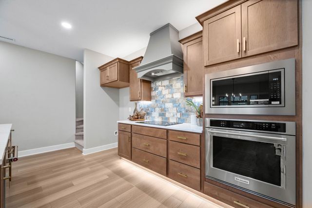 6134 N Hiebert Dr, Park City, KS 67219