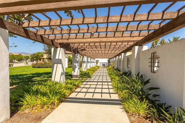 817 Cranberry Way, Upland, CA 91786