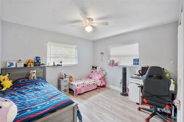 6320 Sherman St, Hollywood, FL 33024