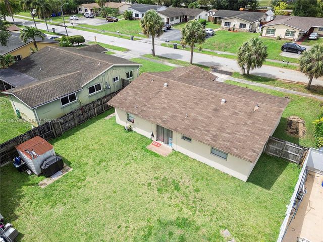 6320 Sherman St, Hollywood, FL 33024