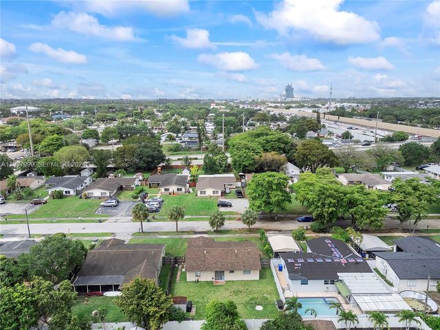 6320 Sherman St, Hollywood, FL 33024