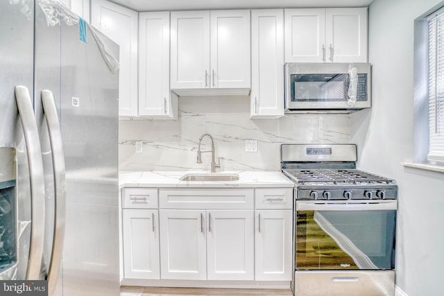 2441 E INDIANA AVE, Philadelphia, PA 19134