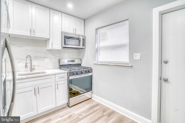 2441 E INDIANA AVE, Philadelphia, PA 19134