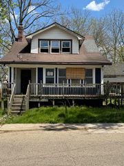 1311 James Street, Kalamazoo, MI 49001