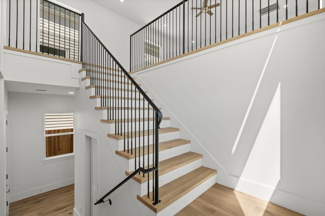 710 Waverly Street D, Houston, TX 77007