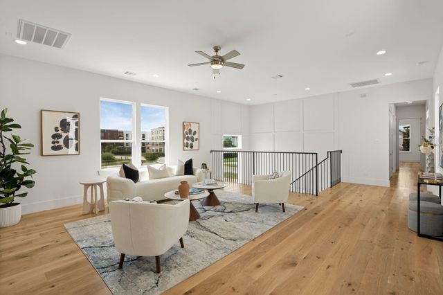 710 Waverly Street D, Houston, TX 77007