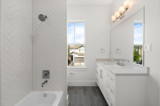 710 Waverly Street D, Houston, TX 77007