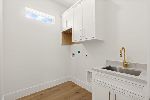 710 Waverly Street D, Houston, TX 77007