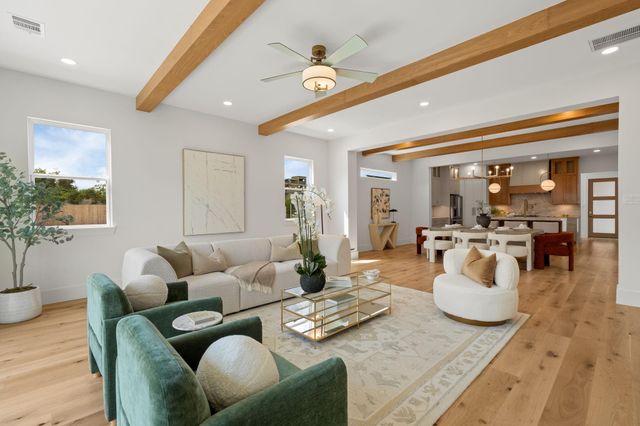 710 Waverly Street D, Houston, TX 77007