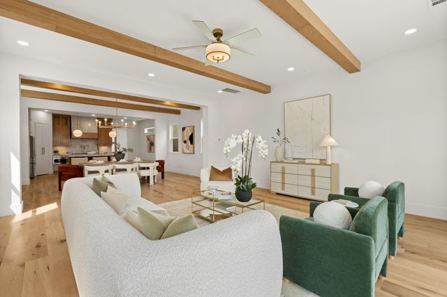 710 Waverly Street D, Houston, TX 77007