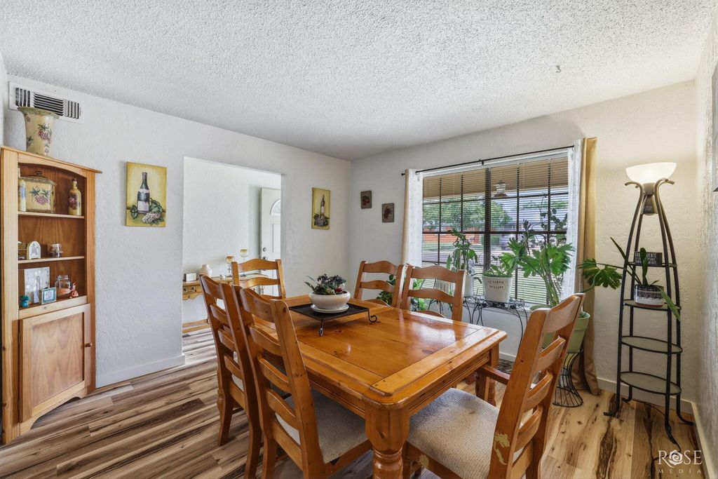 Image 5 of property listing at 2726 Erline Drive, San Angelo, TX 76901
