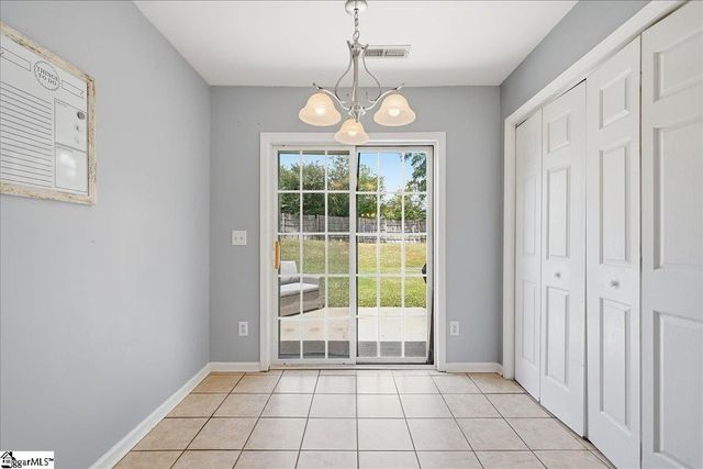 305 Golden Leaf Lane, Simpsonville, SC 29681