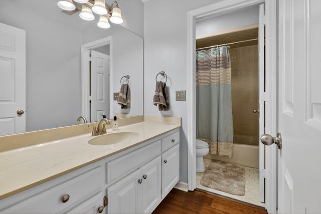 1103 Gleaves Glen Dr, Mount Juliet, TN 37122