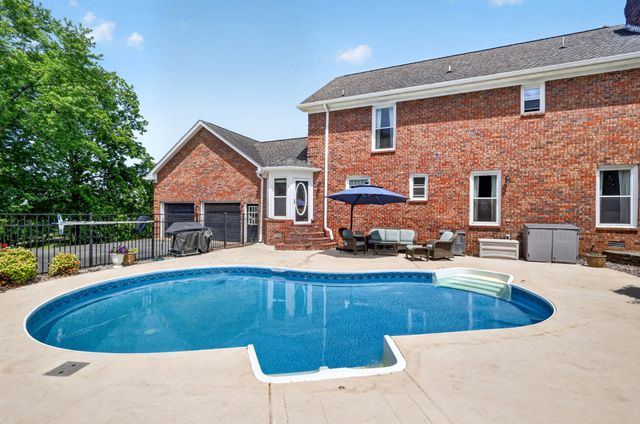 1103 Gleaves Glen Dr, Mount Juliet, TN 37122