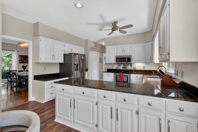 1103 Gleaves Glen Dr, Mount Juliet, TN 37122
