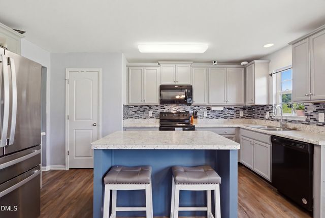 180 Brassfield Drive, Burlington, NC 27217