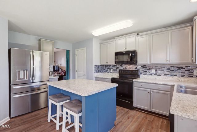 180 Brassfield Drive, Burlington, NC 27217