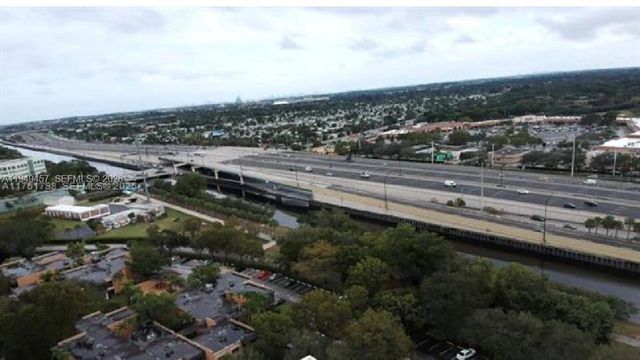 8931 N New River Canal Rd 4C, Plantation, FL 33324