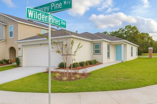 8453 MONTEREY PINE WAY, Lakeland, FL 33809