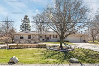 22810 Ennishore, Novi, MI 48375