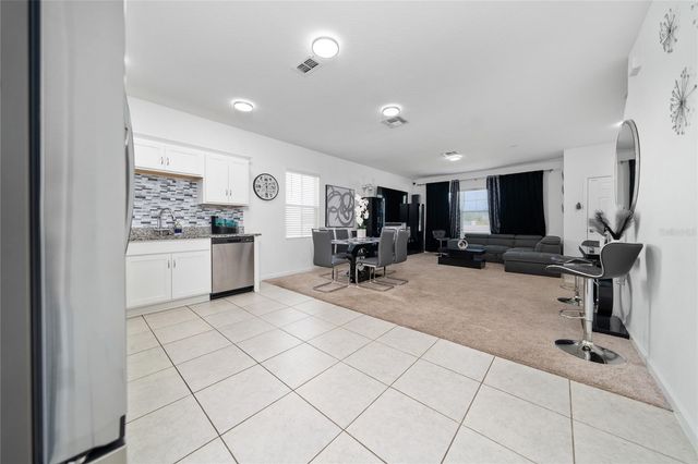 386 CADBERRY PLACE, St Cloud, FL 34771