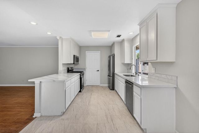 2210 Seven Oaks Ct, El Dorado Hills, CA 95762