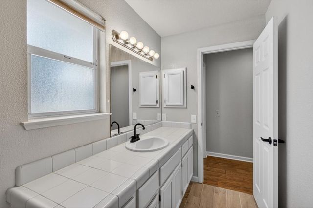 2210 Seven Oaks Ct, El Dorado Hills, CA 95762