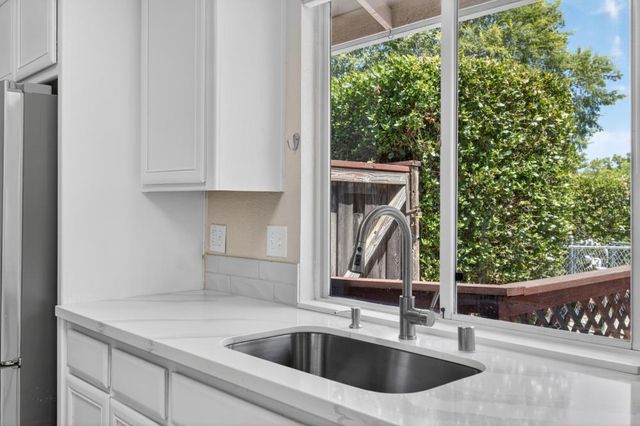 2210 Seven Oaks Ct, El Dorado Hills, CA 95762