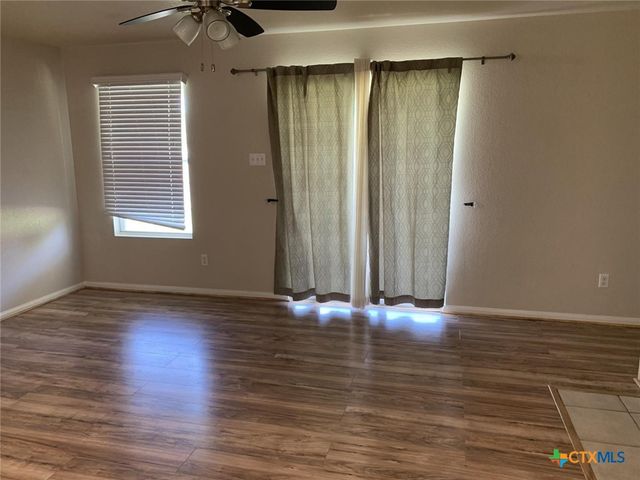 5106 Whistle Stop Drive, Temple, TX 76502
