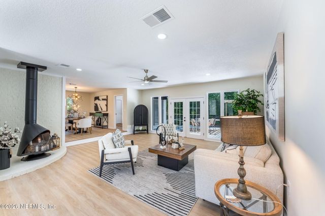 2286 W LAUREL GROVE Lane, Orange Park, FL 32073