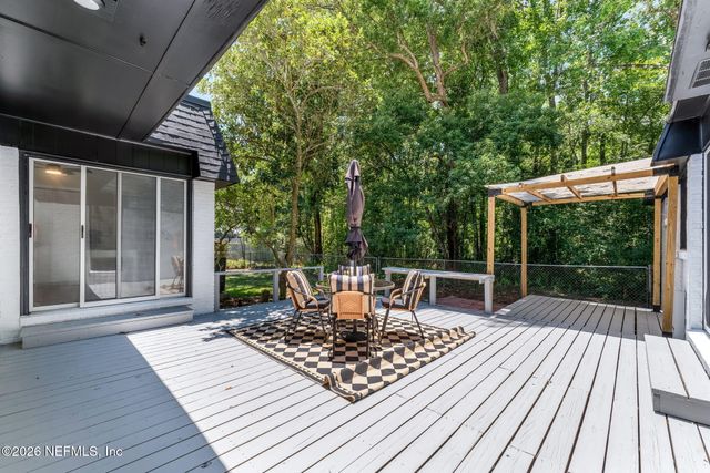 2286 W LAUREL GROVE Lane, Orange Park, FL 32073