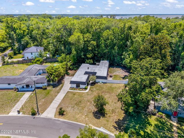 2286 W LAUREL GROVE Lane, Orange Park, FL 32073
