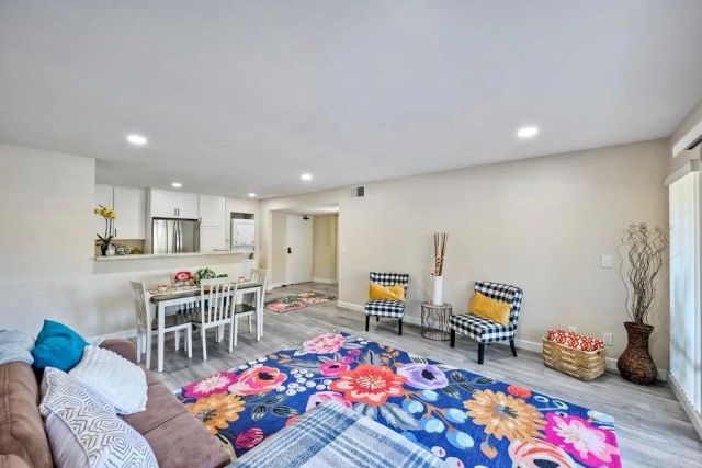 12505 Oaks North Drive 141, San Diego, CA 92128