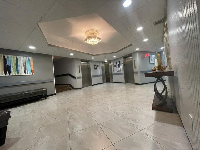 1400 Saint Charles Place 211, Pembroke Pines, FL 33026