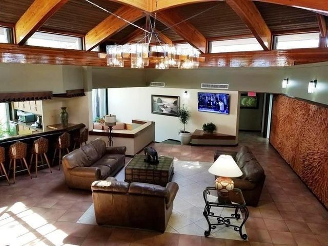 1400 Saint Charles Place 211, Pembroke Pines, FL 33026