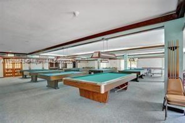 1400 Saint Charles Place 211, Pembroke Pines, FL 33026