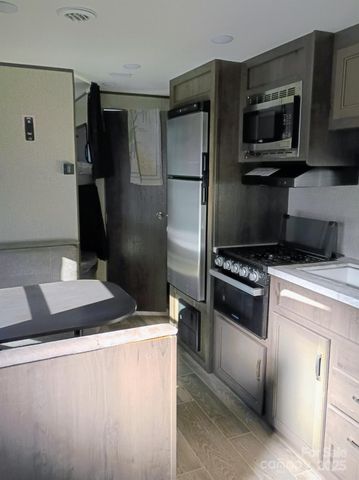 290 Wallace Road, Ellenboro, NC 28040