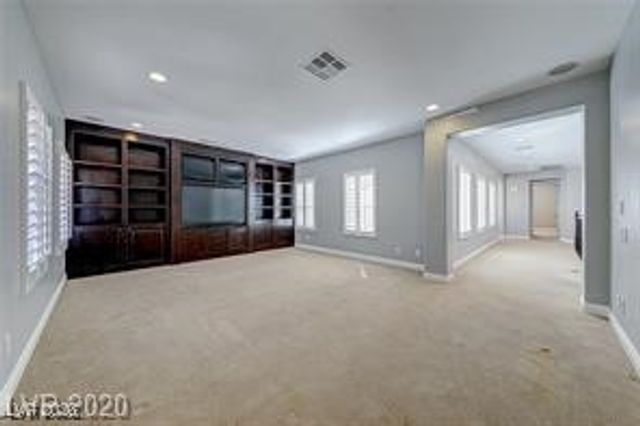 2729 Marie Antoinette Street, Henderson, NV 89044