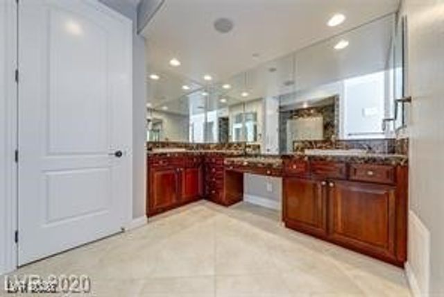 2729 Marie Antoinette Street, Henderson, NV 89044