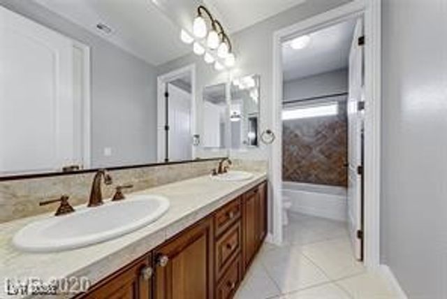 2729 Marie Antoinette Street, Henderson, NV 89044