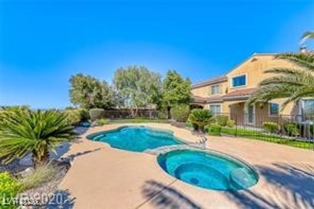 2729 Marie Antoinette Street, Henderson, NV 89044